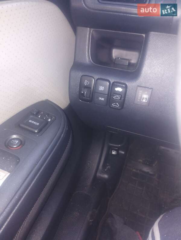 Позашляховик / Кросовер Honda CR-V 2006 в Рівному фото 11 Позашляховик / Кросовер Honda CR-V 2006 в Рівному