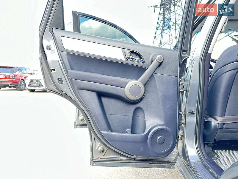 Позашляховик / Кросовер Honda CR-V 2010 в Харкові