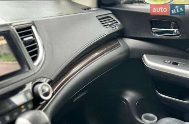 Внедорожник / Кроссовер Honda CR-V 2015 в 