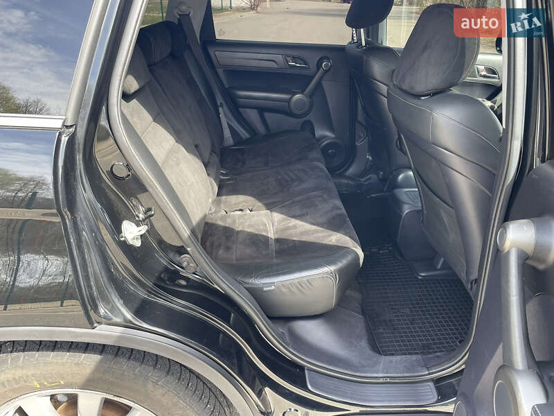 Позашляховик / Кросовер Honda CR-V 2011 в Полтаві