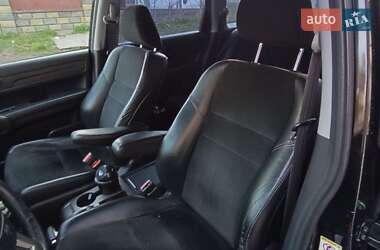 Внедорожник / Кроссовер Honda CR-V 2010 в 