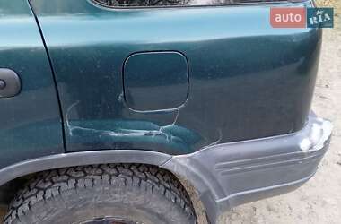 Позашляховик / Кросовер Honda CR-V 1998 в 