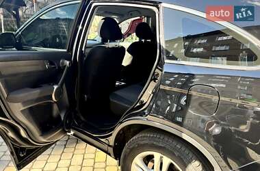 Позашляховик / Кросовер Honda CR-V 2010 в 