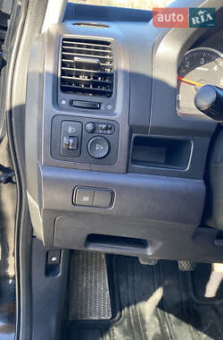 Позашляховик / Кросовер Honda CR-V 2007 в 