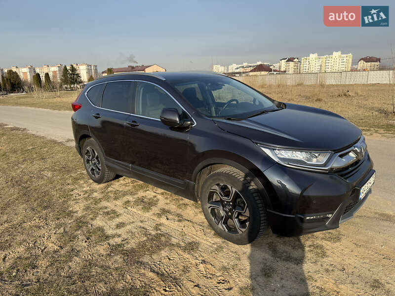 Позашляховик / Кросовер Honda CR-V 2017 в 