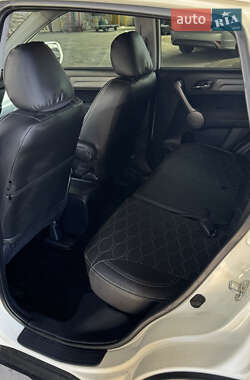 Внедорожник / Кроссовер Honda CR-V 2008 в 