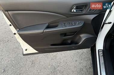 Внедорожник / Кроссовер Honda CR-V 2016 в 