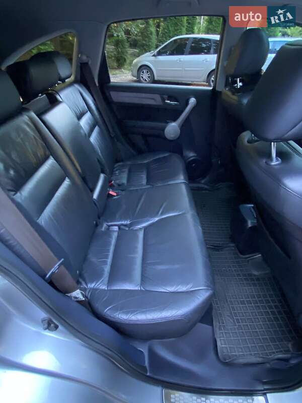 Внедорожник / Кроссовер Honda CR-V 2007 в Дрогобыче