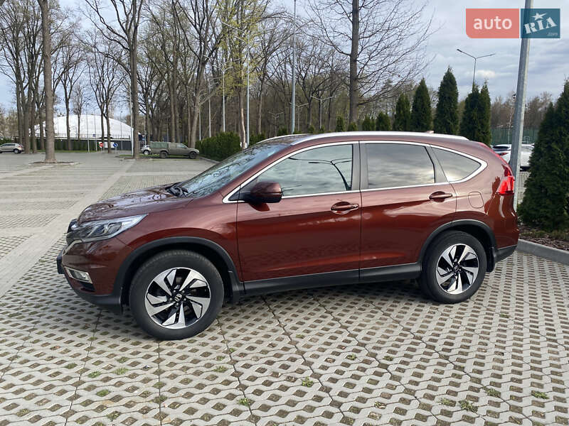 Внедорожник / Кроссовер Honda CR-V 2015 в Харькове