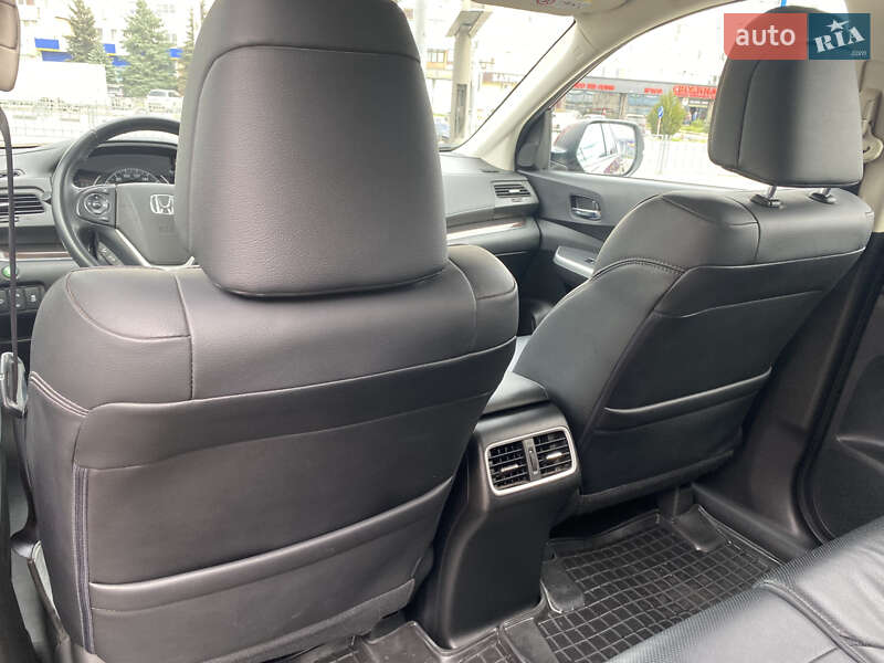 Внедорожник / Кроссовер Honda CR-V 2015 в Харькове