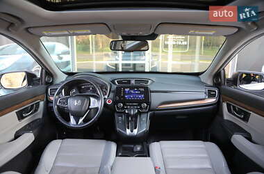 Внедорожник / Кроссовер Honda CR-V 2018 в 