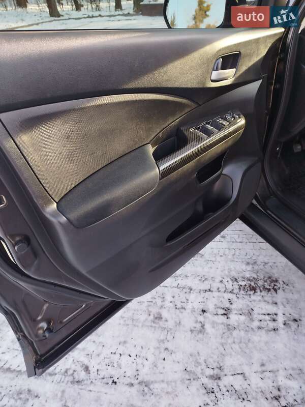 Внедорожник / Кроссовер Honda CR-V 2014 в Киеве