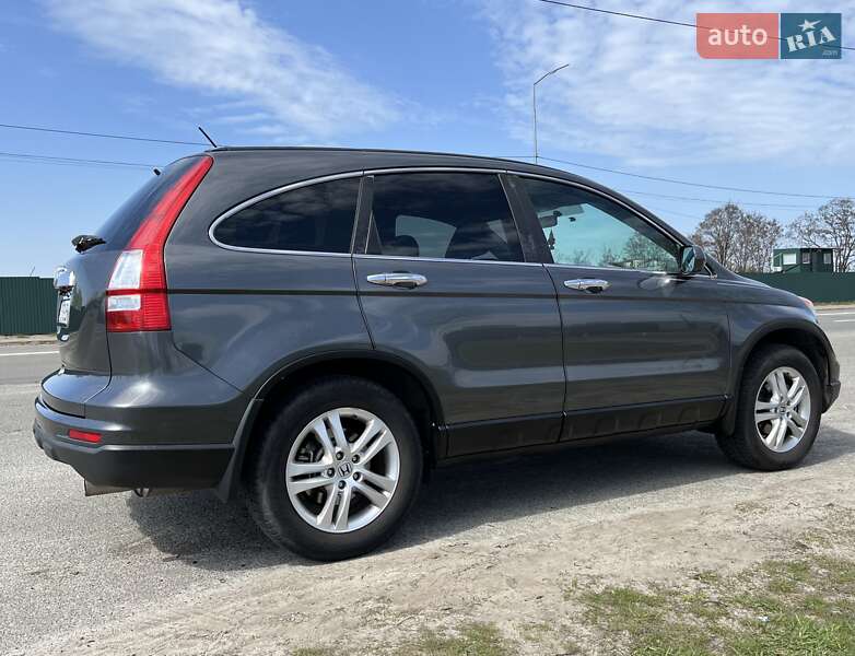 Внедорожник / Кроссовер Honda CR-V 2011 в Киеве