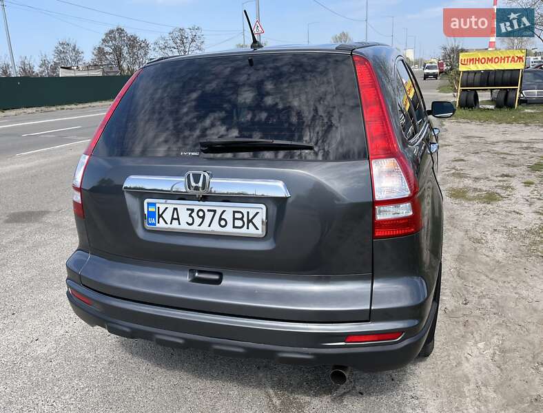 Внедорожник / Кроссовер Honda CR-V 2011 в Киеве