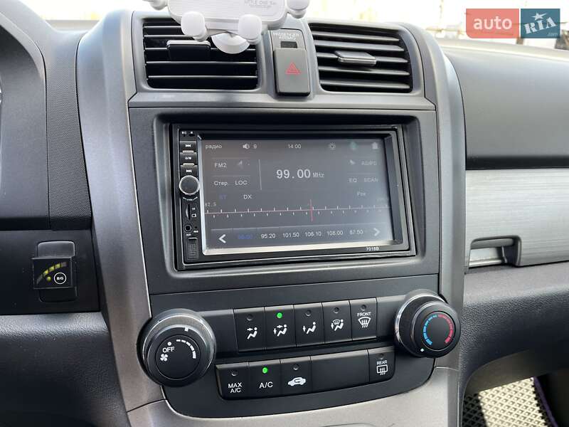 Внедорожник / Кроссовер Honda CR-V 2011 в Киеве