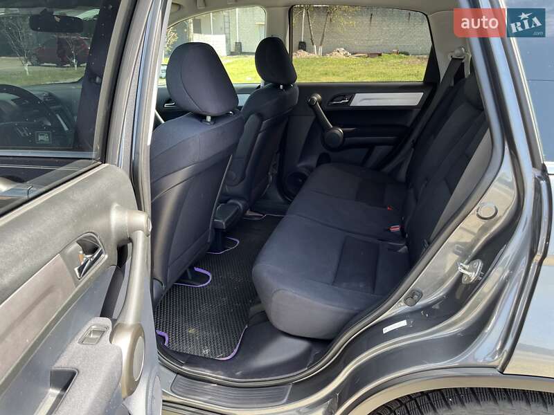 Внедорожник / Кроссовер Honda CR-V 2011 в Киеве