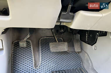 Позашляховик / Кросовер Honda CR-V 2012 в 