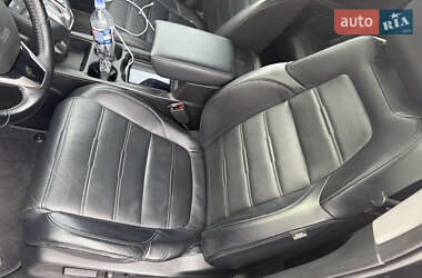 Внедорожник / Кроссовер Honda CR-V 2018 в 