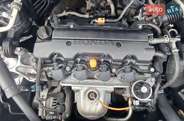 Позашляховик / Кросовер Honda CR-V 2010 в 