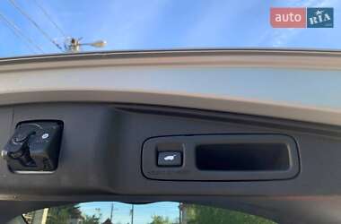 Позашляховик / Кросовер Honda CR-V 2022 в 