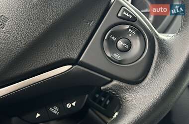 Внедорожник / Кроссовер Honda CR-V 2015 в 