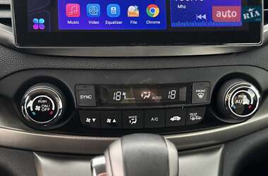 Внедорожник / Кроссовер Honda CR-V 2015 в 