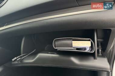 Внедорожник / Кроссовер Honda CR-V 2015 в 