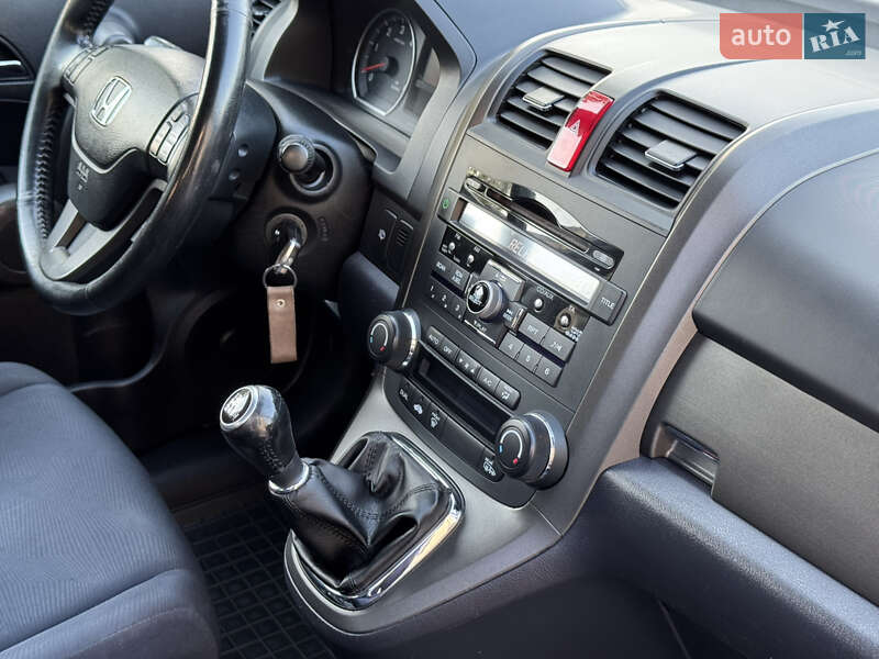Позашляховик / Кросовер Honda CR-V 2010 в Полтаві