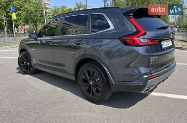 Позашляховик / Кросовер Honda CR-V 2023 в 