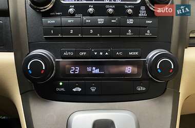 Позашляховик / Кросовер Honda CR-V 2007 в 