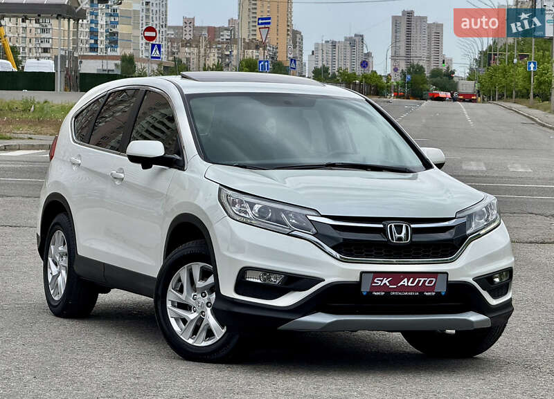 Позашляховик / Кросовер Honda CR-V 2015 в Києві