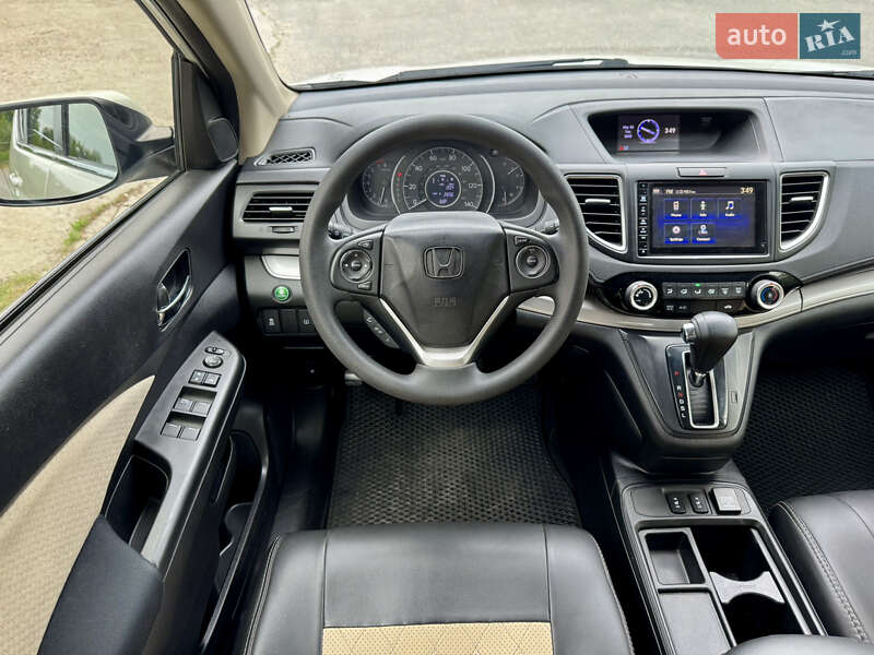 Позашляховик / Кросовер Honda CR-V 2015 в Києві