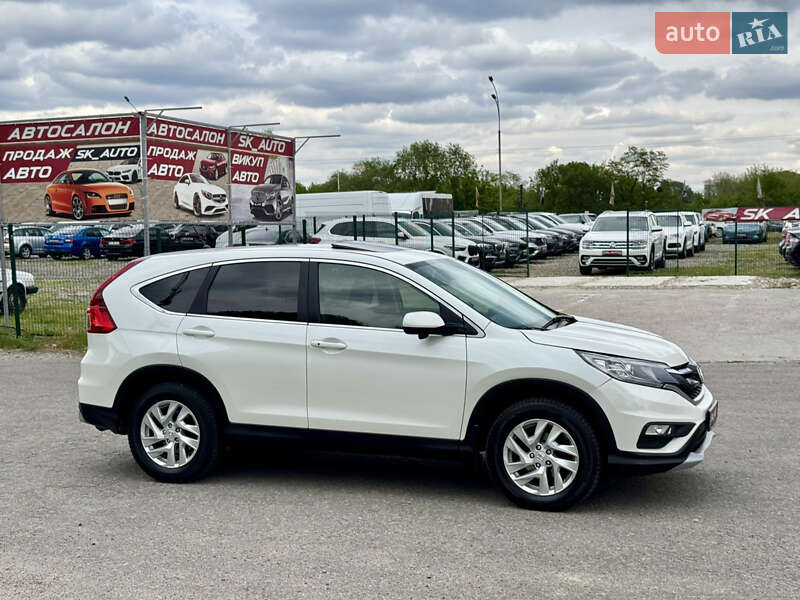 Позашляховик / Кросовер Honda CR-V 2015 в Києві