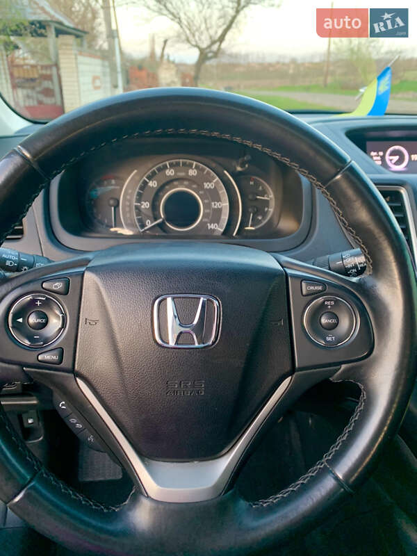 Позашляховик / Кросовер Honda CR-V 2015 в Тростянці