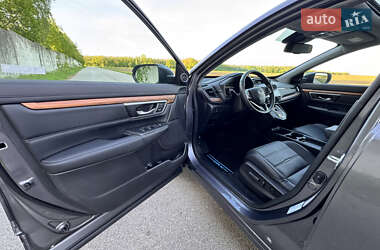 Внедорожник / Кроссовер Honda CR-V 2022 в 