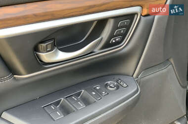 Внедорожник / Кроссовер Honda CR-V 2022 в 