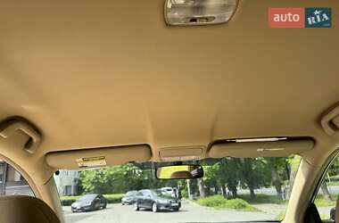 Позашляховик / Кросовер Honda CR-V 2011 в 