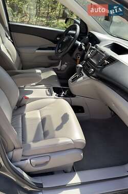 Внедорожник / Кроссовер Honda CR-V 2014 в 