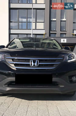 Позашляховик / Кросовер Honda CR-V 2014 в 