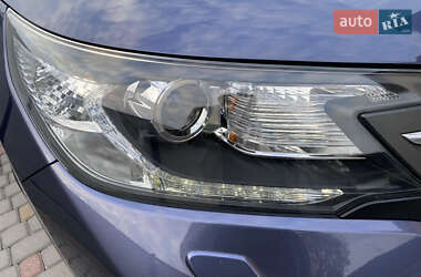 Позашляховик / Кросовер Honda CR-V 2013 в 