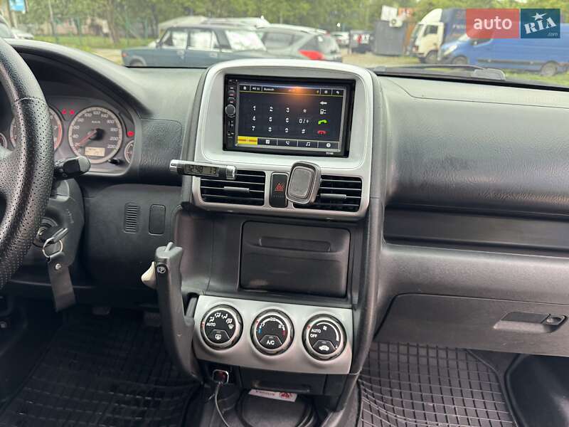Внедорожник / Кроссовер Honda CR-V 2003 в Ивано-Франковске