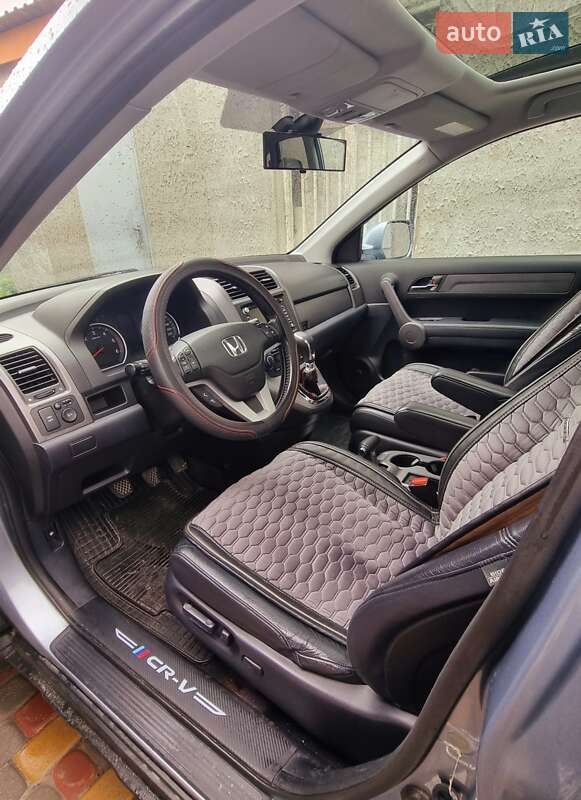 Внедорожник / Кроссовер Honda CR-V 2007 в Запорожье