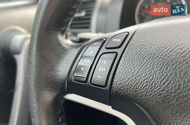 Позашляховик / Кросовер Honda CR-V 2007 в 