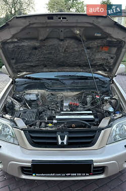 Внедорожник / Кроссовер Honda CR-V 2001 в 