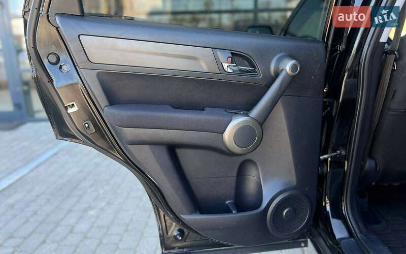 Внедорожник / Кроссовер Honda CR-V 2010 в Ивано-Франковске