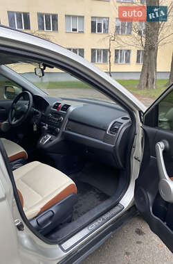 Внедорожник / Кроссовер Honda CR-V 2007 в 