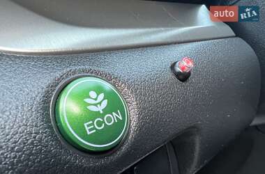 Внедорожник / Кроссовер Honda CR-V 2013 в 
