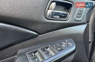 Внедорожник / Кроссовер Honda CR-V 2013 в 
