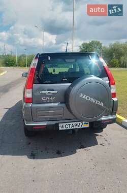 Внедорожник / Кроссовер Honda CR-V 2005 в Полтаве