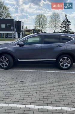 Позашляховик / Кросовер Honda CR-V 2019 в 